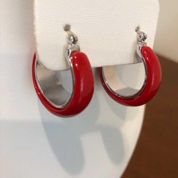 Cute Red Silver Tone Hoop Earrings. - Picture 4 of 10